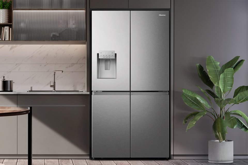 Hisense RQ760N4SASE American Fridge Freezer - S/Steel.